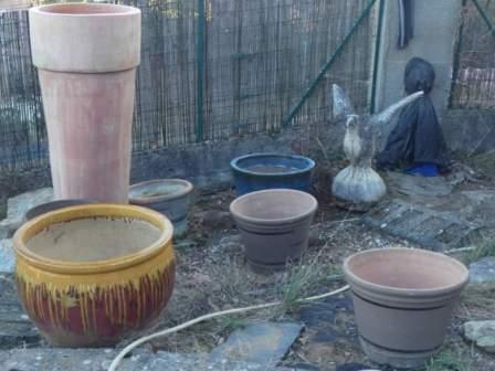 agencement des poteries dite de la source : un autre angle